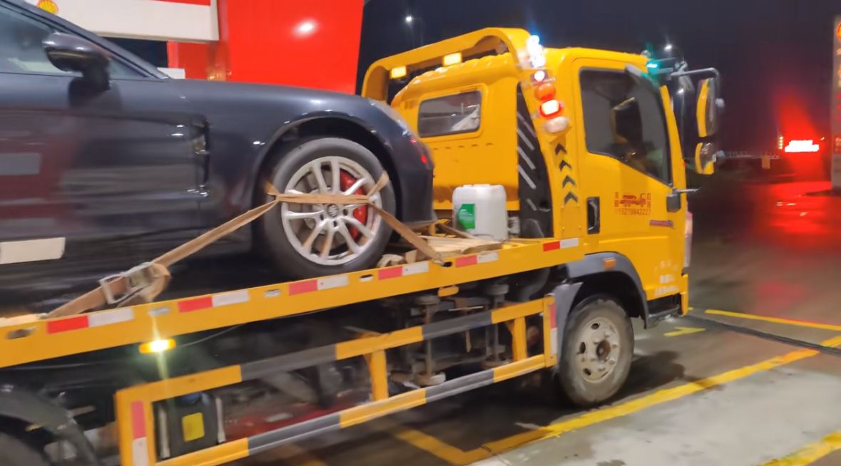 丰台行车途中遇到突发状况该如何呼叫道路救援？